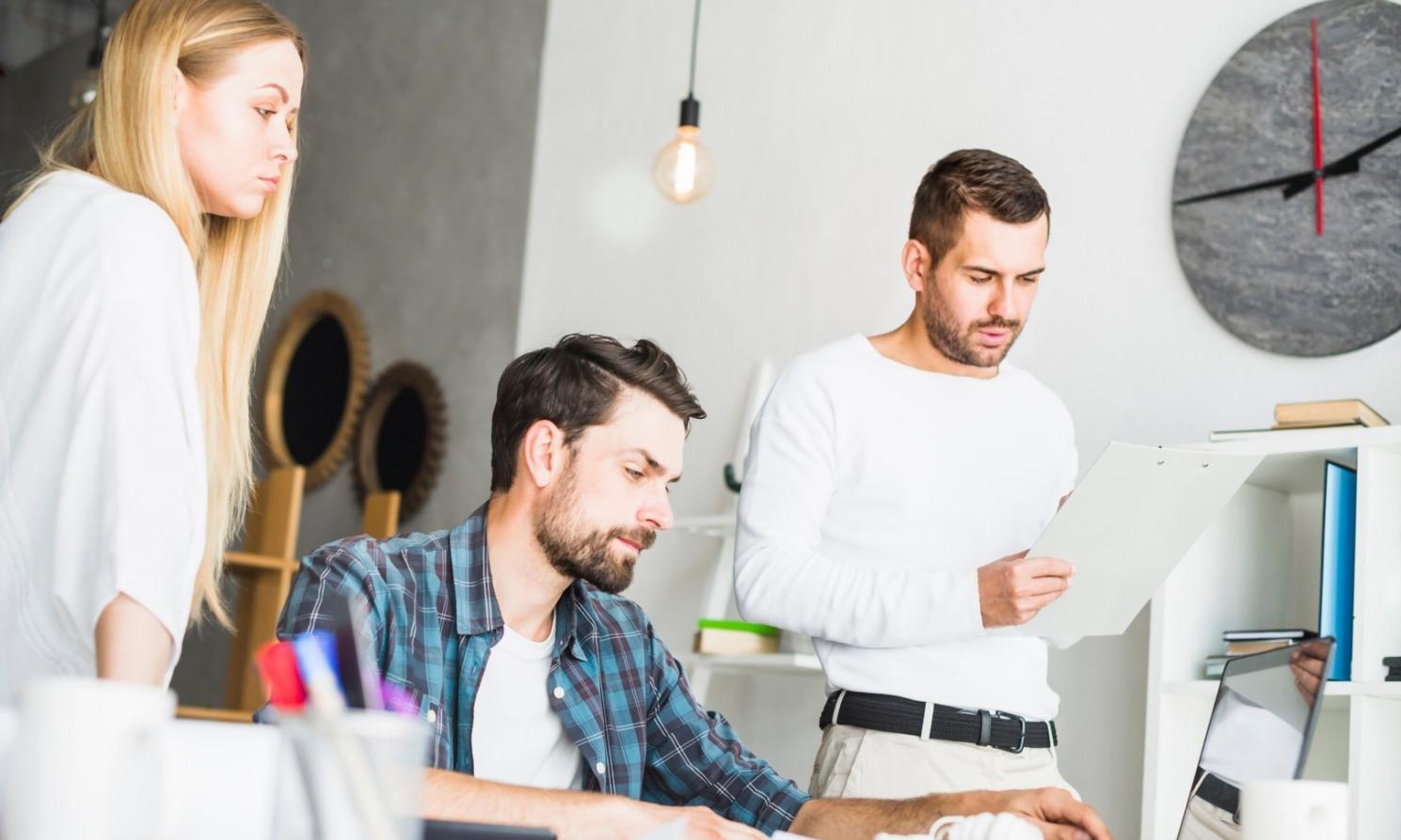 Finanzielle Bildung und Trendmusteranalyse für kluge Entscheidungen